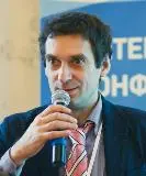 Алексей Коряков, X5 Retail Group: «Не думайте о том, что каждое слово будут “разглядывать под микроскопом”, а просто будьте собой»