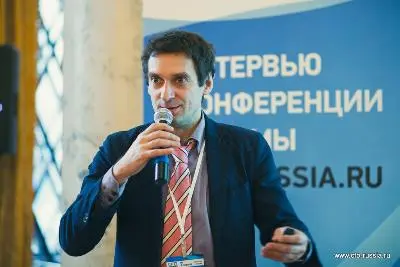 Алексей Коряков, X5 Retail Group: «Не думайте о том, что каждое слово будут “разглядывать под микроскопом”, а просто будьте собой»